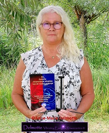 Dame Anne-Marie Delmotte with her Lecher antenna